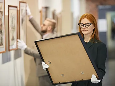 Kunsttransport Europa maßgefertigte Transportkiste